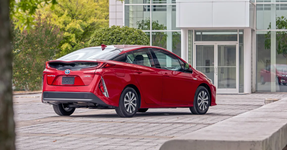 2023 Toyota Prius Prime Changes