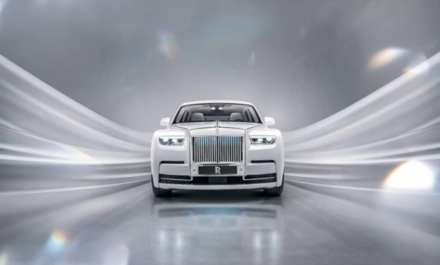 2023 Rolls-Royce Phantom V12