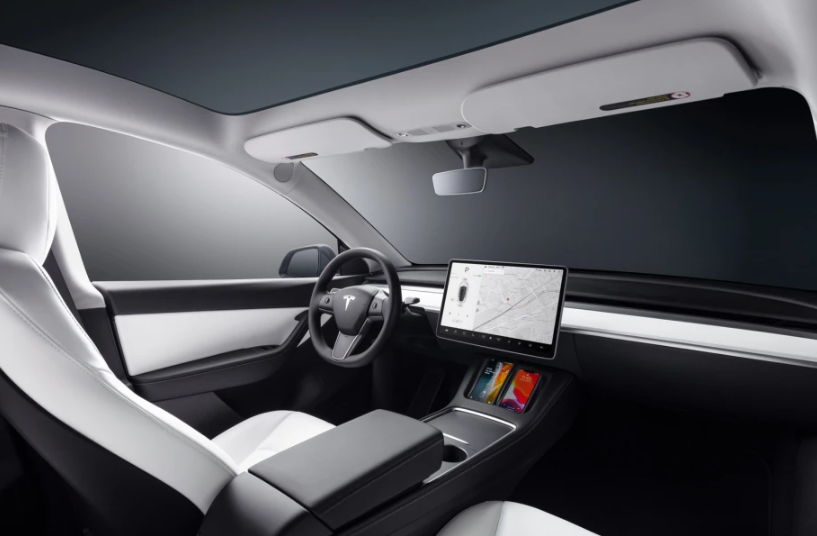 2023 Tesla Model Y Interior