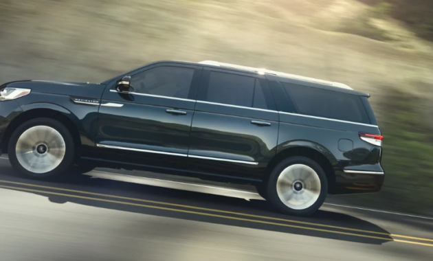 2024 Lincoln Navigator All-Electric Variant Review